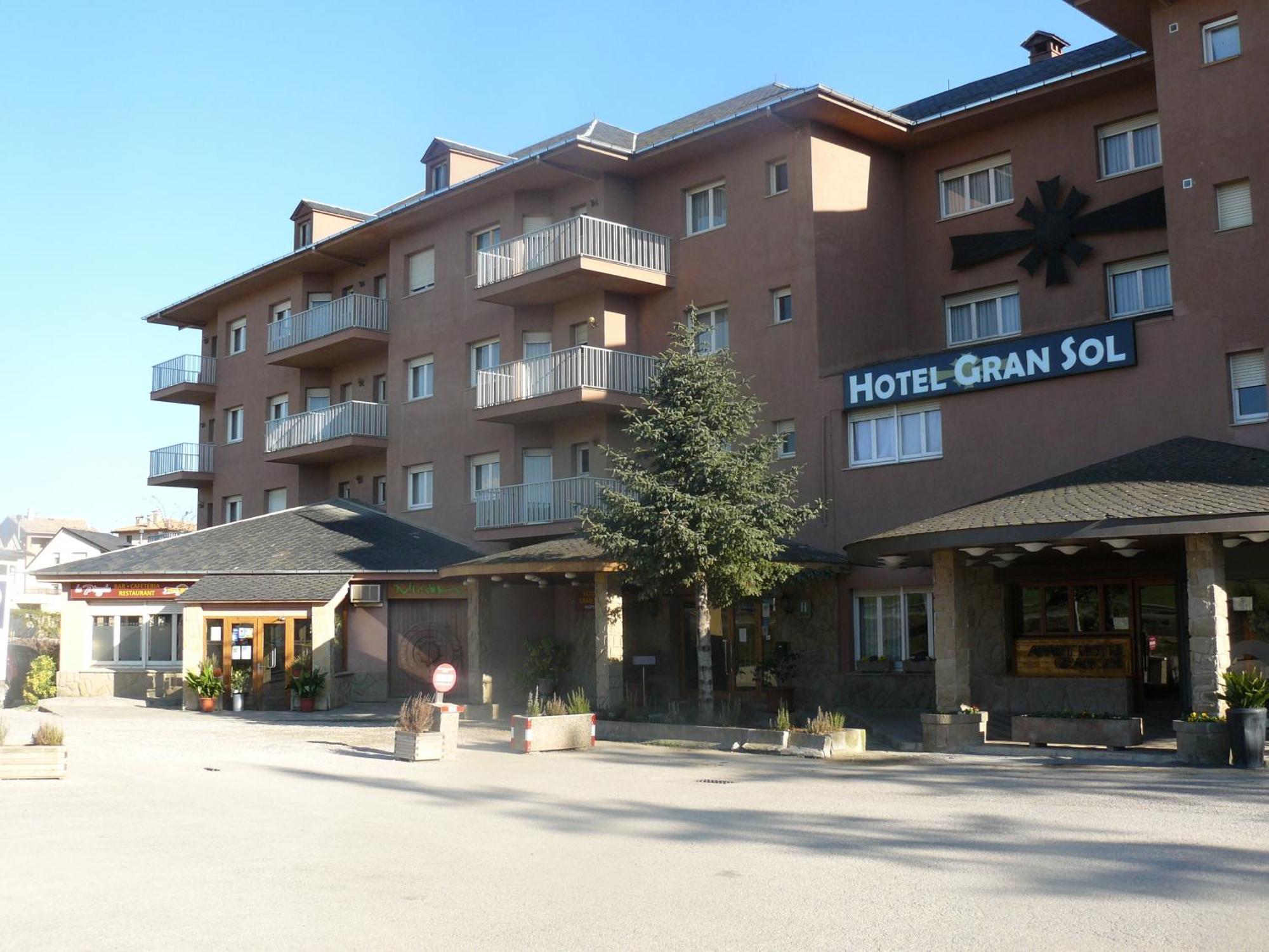 Hotel Gran Sol Solsona Exterior photo